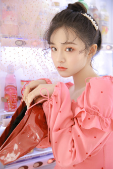 青田典子